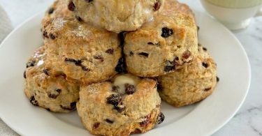 Newfoundland Raisin Buns (Traditional Tea Buns)